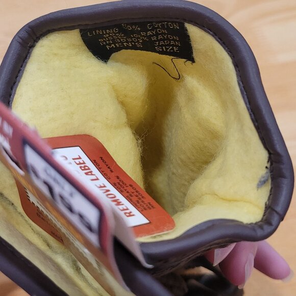 Gloves - Picture 2 of 4